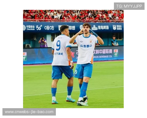 泰山队新增两名外籍助教,深化土洋结合策略 泰山队新增两名外籍助教,深化土洋结合策略